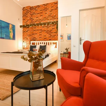 Elegant Studio - Urban Escape in Bucharest-3