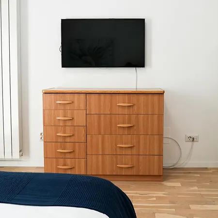 Alesia - Lovely, Colorful & Cozy Apartment-2