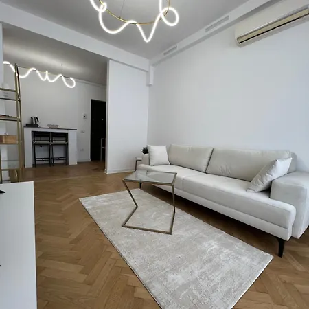 Bucharest City Center Apt Victoriei St-3