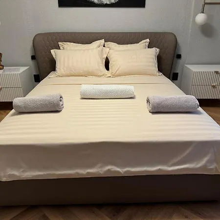 Apartament lux vedere Rond Alba Iulia-3