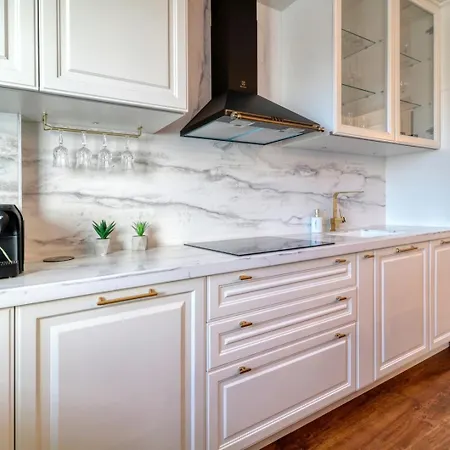14Th Luxury Flat-3