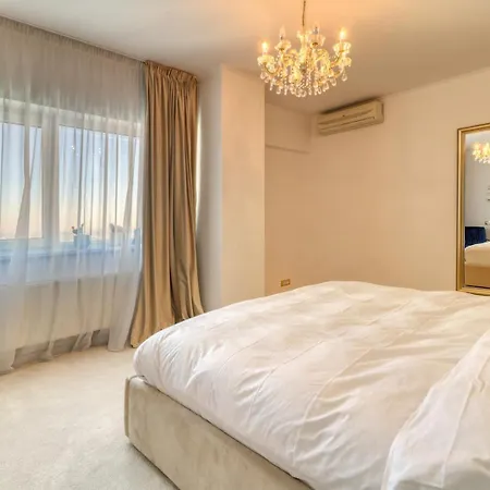 14Th Luxury Flat-2