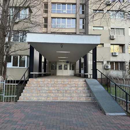 Titanii Park Apartment-2
