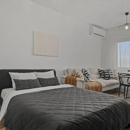 Urban View Studio - Free Parking - Metro Station - Self Check-In - Shops-3