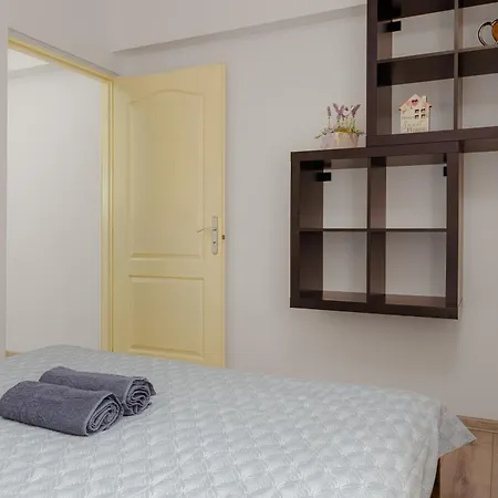 Old Town 2 Rooms Apartment-3