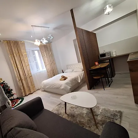 Anastasia&Raisa Home-3