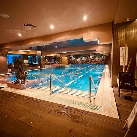 Charming Luxury Rgr Apartment-3