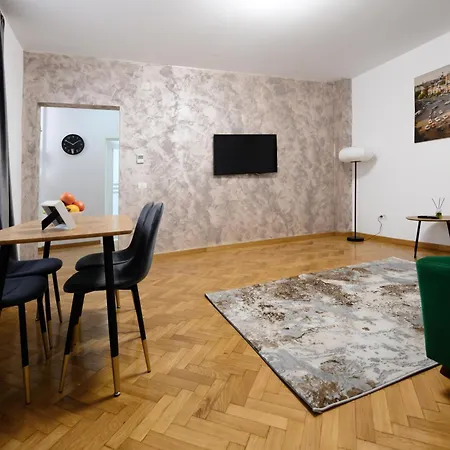 Apartament Dacia-2