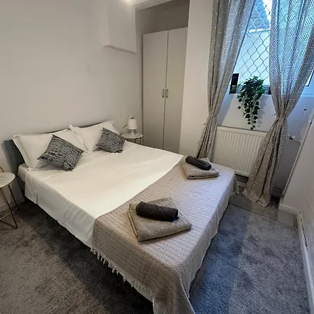 Athes Central Apartment-3