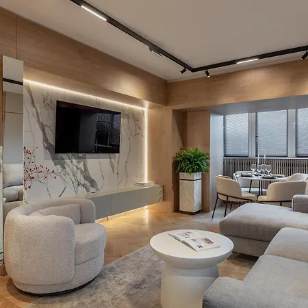 Designer'S Delight: Modern 1Br Near City Center-3