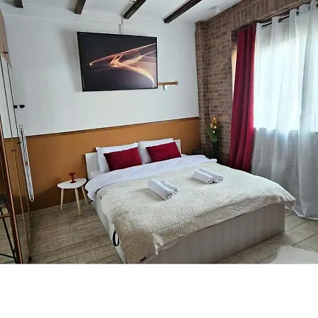 Tantra Studio 7 Nacu Universitate-3