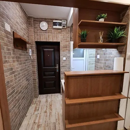 Tantra Studio 7 Nacu Universitate-2