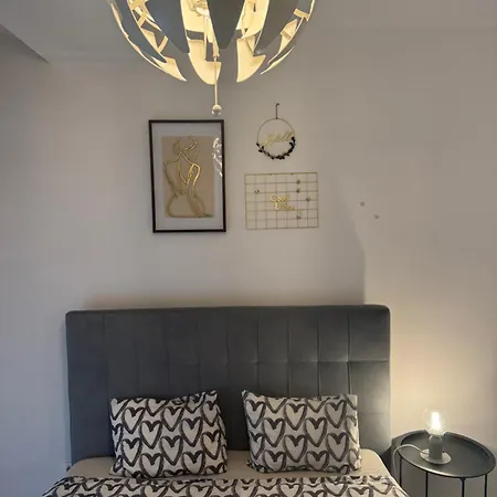 Twin Two In 21Residence Politehnica - 1St Place-3