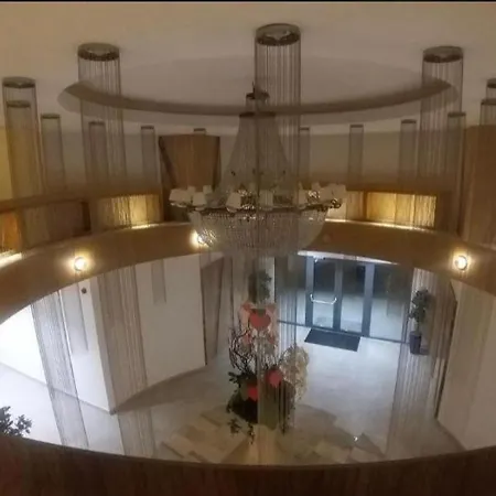 Teo Studio Rin Grand Residence-2