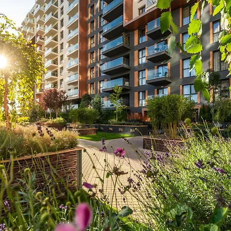 The Evergreen APT 1BR with Parking, Netflix - Romexpo, Piața Presei, Expoziției-3