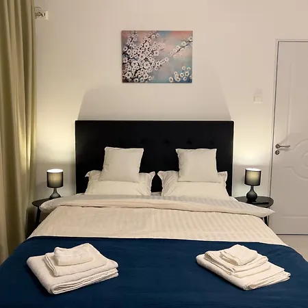 Cloudscape Apartment Near National Arena & Mega Mall-3