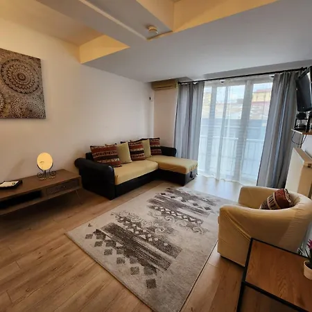 Morii Lake Apartment-2