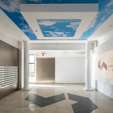 Central Residence Apartment 122-2