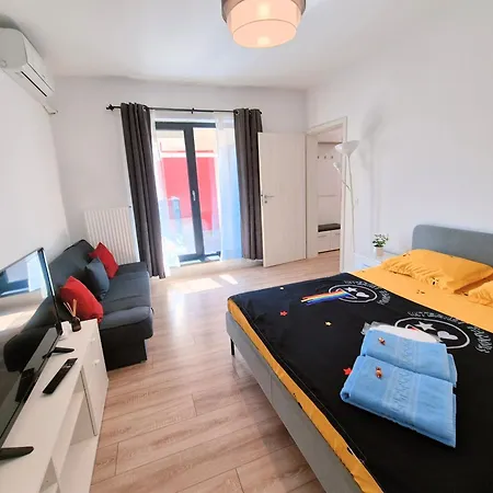 Plaza Residence Studio 2-3