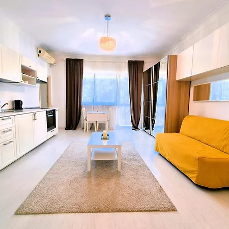 Central Pearl Studio-2