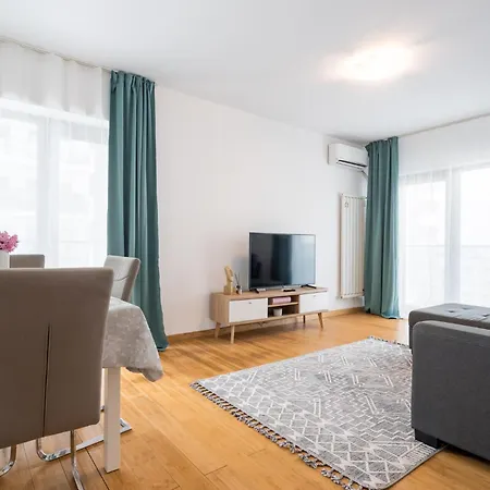 Skyline I 1 Bedroom Apartment On Nerva Traian-3