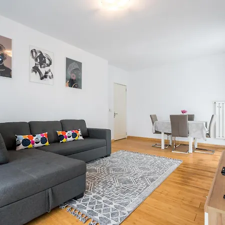 Skyline I 1 Bedroom Apartment On Nerva Traian-2