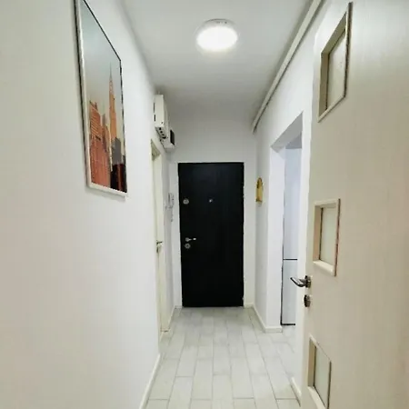 Apartament Elegant & Central Complet Utiliat Self Check-In-2