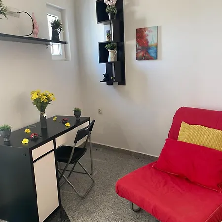 Nice Studio In The Heart Of City-2