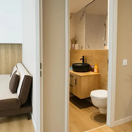 Wood Exclusive Studio-3