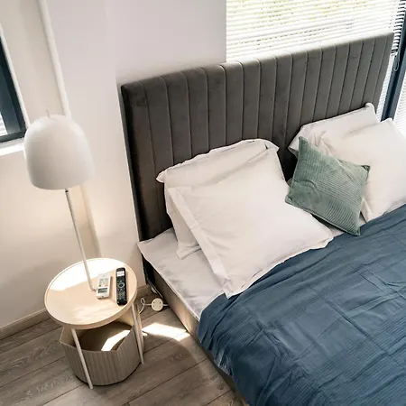Caluna Studio Near City Center-2
