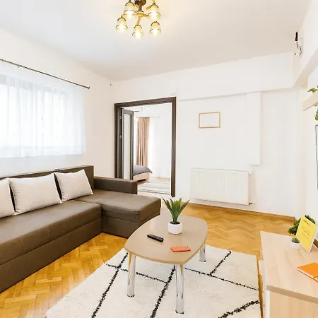 Old Town Comfort & Stylish Apartment-3