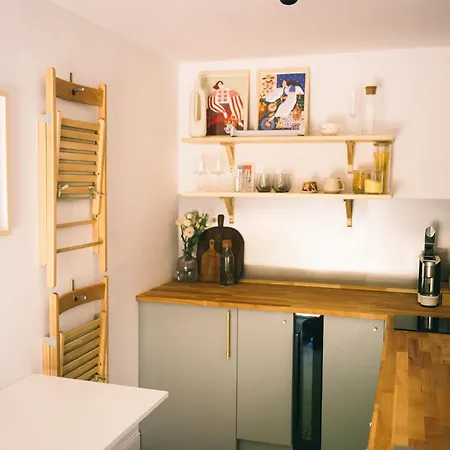 Cotroceni Accommodations Studio-3