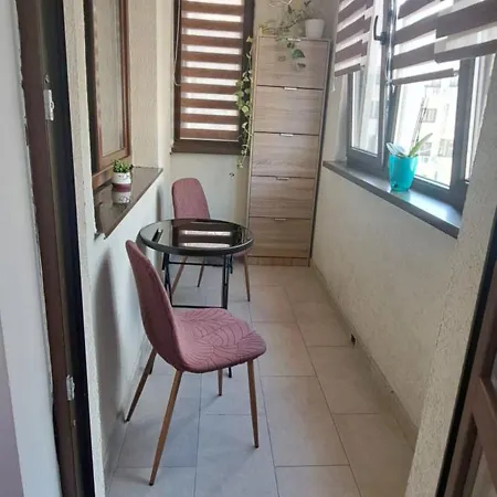 Brown Residence - Elegant Aparthotel-3