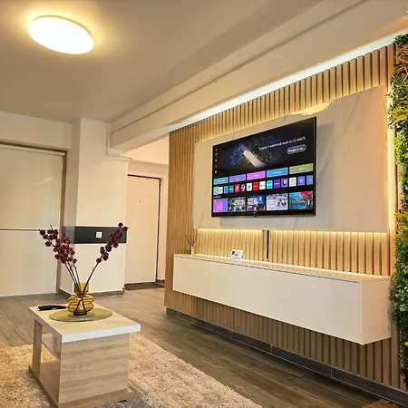 Bucharest Luxury Glam Apartments City Center Area - Parking Option-3