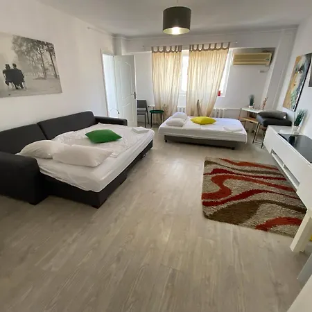 Green Apartment-2