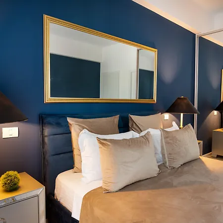 Metropole Apartments Studio City-2