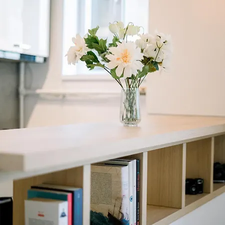 Urban Nest - Stylish Apartment In Central Bucharest Near Gara De Nord-2