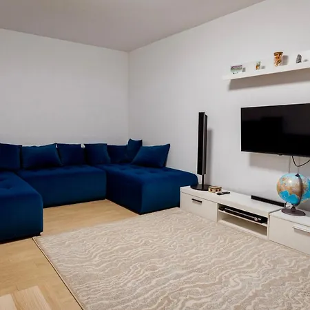 Central Apartment-2