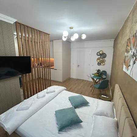 Ivory Residence Studio Deluxe - Free Parking & Self Check-In-2