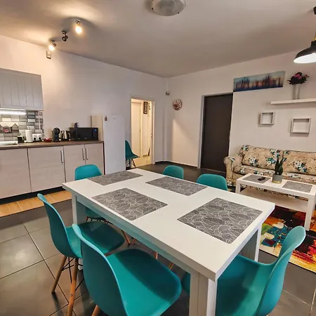 Balcesti Design Apartments - Walk To Old Town - Pumo Properties-2