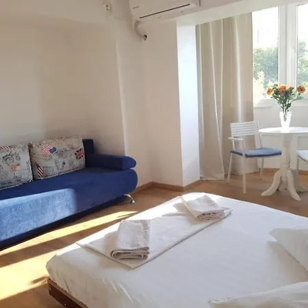 STUDIO PIATA VICTORIEI pat dublu, canapea extensibila-3