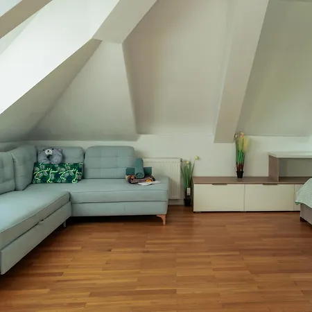 Bucharest Central E Apartment-3