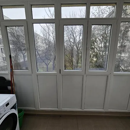 Apartament 3 dormitoare Trapezului-2