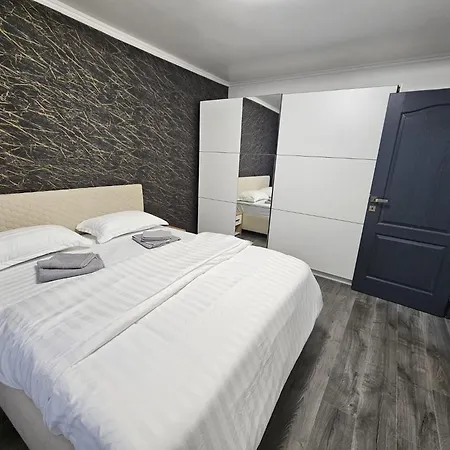 Apartament 3 dormitoare Trapezului-3