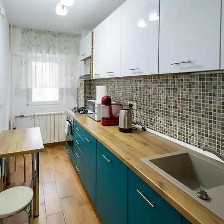 Turquoise Studio Nerva Traian-3