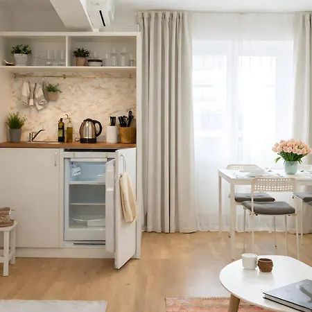 Downtown Tineretului Central Oasis -- New Building -- Self Check-In -- 1Min Metro Station-3