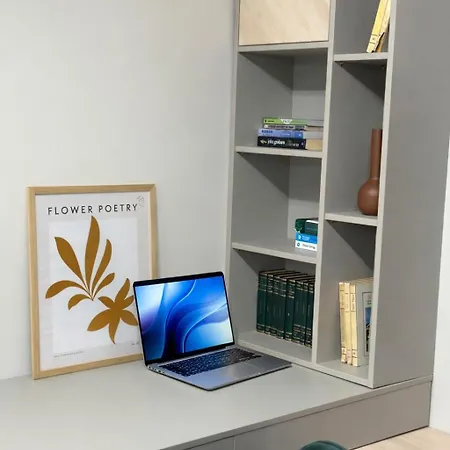 The Ascend Luxury Flat 2 Room Apartment-2