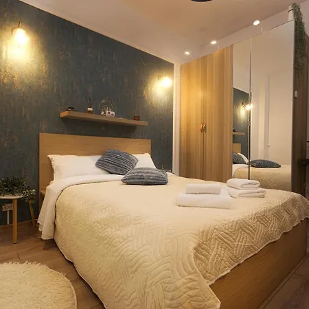 Botev Design Apartments - Walk To Old Town - Pumo Properties-3