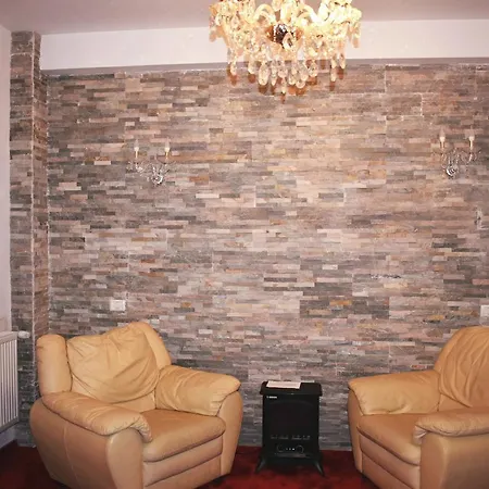 Grand Central Accommodation - Beldiman-2