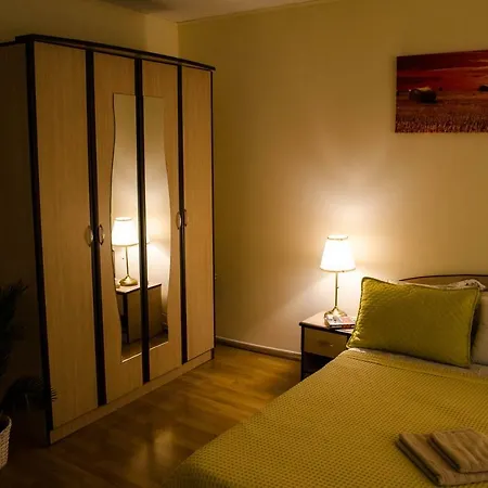 Collosal Apartment With Garden-2